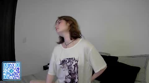 Snapshot of findiryts_2 chatting on December 2024 03:29:01 AM Alice and Max online show from December 2024 03:29:01 AM