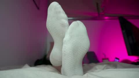 Snapshot of findomfeet_ chatting on May 2026 11:44:02 PM Ashley online show from May 2026 11:44:02 PM