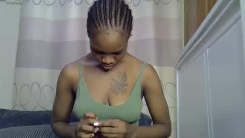 Snapshot of fine_queen12 chatting on January 2025 08:45:01 AM fine_queen12 online show from January 2025 08:45:01 AM