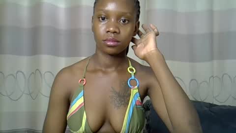 Snapshot of fine_queen12 chatting on January 2025 05:52:01 AM fine_queen12 online show from January 2025 05:52:01 AM