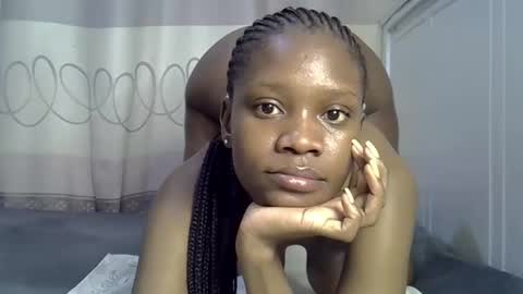 Snapshot of fine_queen12 chatting on January 2025 03:27:02 AM fine_queen12 online show from January 2025 03:27:02 AM