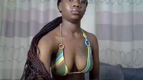 Snapshot of fine_queen12 chatting on March 2025 06:38:02 AM fine_queen12 online show from March 2025 06:38:02 AM