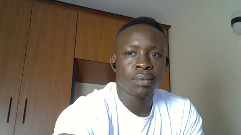 Snapshot of fineebony chatting on January 2026 08:29:02 AM HOT AND SWEET online show from January 2026 08:29:02 AM