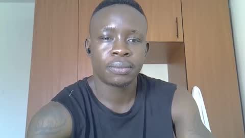 Snapshot of fineebony chatting on January 2026 11:36:01 AM HOT AND SWEET online show from January 2026 11:36:01 AM