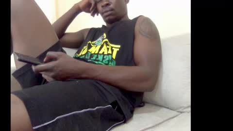 Snapshot of fineebony chatting on February 2026 06:28:02 AM HOT AND SWEET online show from February 2026 06:28:02 AM