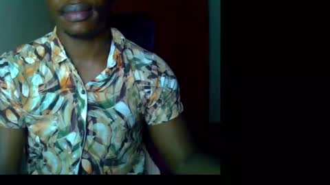 Snapshot of fineebony chatting on May 2026 11:44:01 PM HOT AND SWEET online show from May 2026 11:44:01 PM