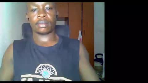 Snapshot of fineebony chatting on May 2026 03:48:01 AM HOT AND SWEET online show from May 2026 03:48:01 AM