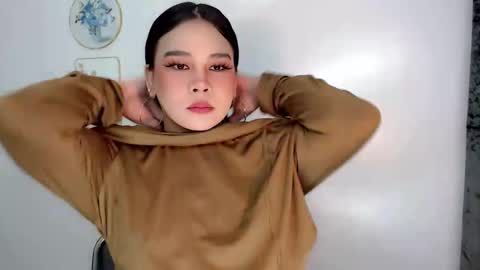 Jasmine online show from June 2026 10:14:02 PM