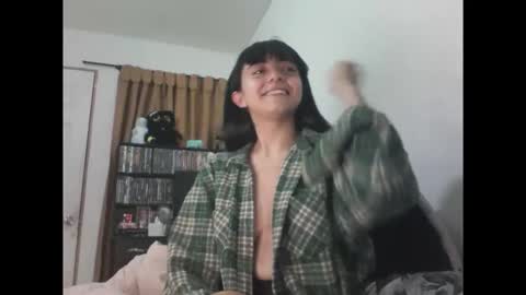 finnky1 online show from May 2026 05:35:02 AM