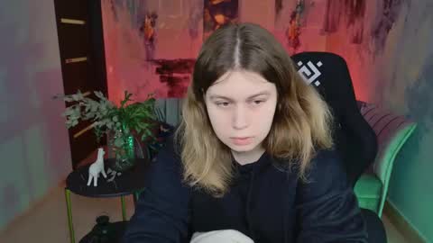 fiora online show from February 2025 05:08:01 AM