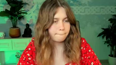 fiora online show from September 2025 11:21:01 AM