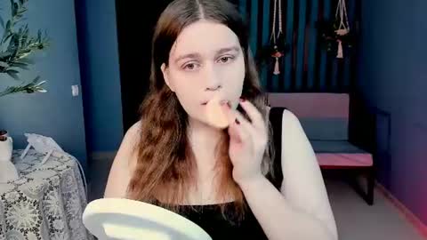 fiora online show from July 2026 07:01:02 AM