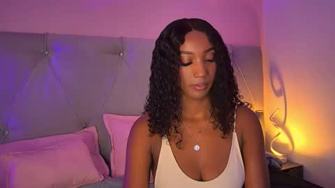 Snapshot of fiorelalenin chatting on January 2025 07:08:01 PM Fiorela Lenin online show from January 2025 07:08:01 PM