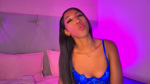 Snapshot of fiorelalenin chatting on February 2025 03:28:02 PM Fiorela Lenin online show from February 2025 03:28:02 PM