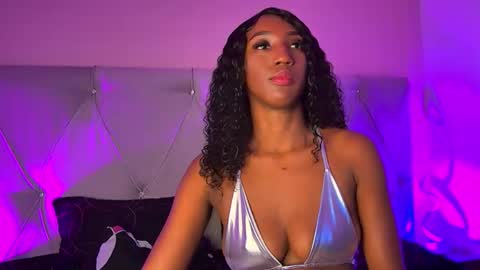 Snapshot of fiorelalenin chatting on February 2025 07:17:02 PM Fiorela Lenin online show from February 2025 07:17:02 PM