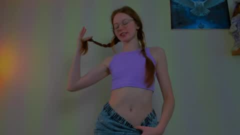 fire_luna online show from March 2026 05:46:02 AM
