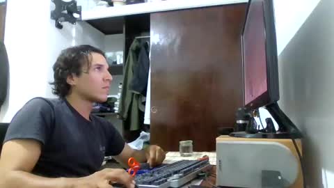 Ricardo online show from January 2025 02:33:01 AM