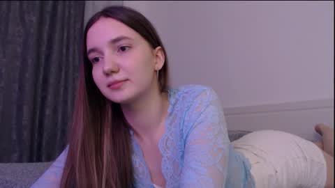 fireflies_fly_ online show from February 2026 07:47:02 PM