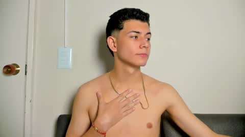 Nicolas online show from December 2025 02:57:02 PM