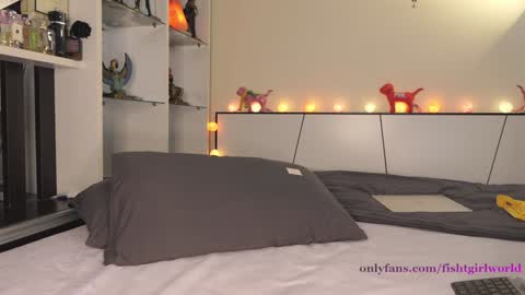 Tia online show from February 2025 03:31:02 PM