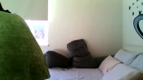 Snapshot of fitbut chatting on September 2025 06:45:02 AM Fitbut online show from September 2025 06:45:02 AM