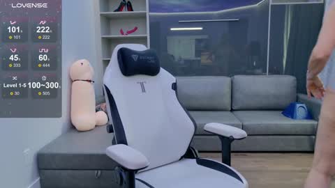 Snapshot of fitcougarcb chatting on November 2025 03:14:02 PM Bianca online show from November 2025 03:14:02 PM