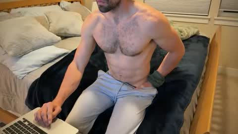 fitfunweird online show from December 2025 01:35:02 AM