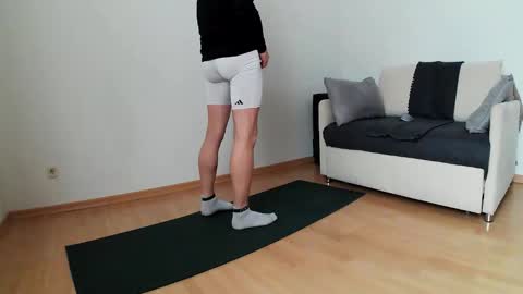 Snapshot of fitgentleman999 chatting on January 2026 12:33:02 PM fitgentleman999 online show from January 2026 12:33:02 PM