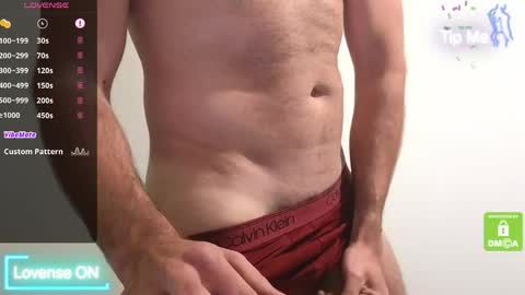 fitguy_84 online show from April 2026 11:48:01 AM