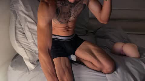 Snapshot of fitjacques chatting on June 2026 02:45:02 AM fitjacques online show from June 2026 02:45:02 AM