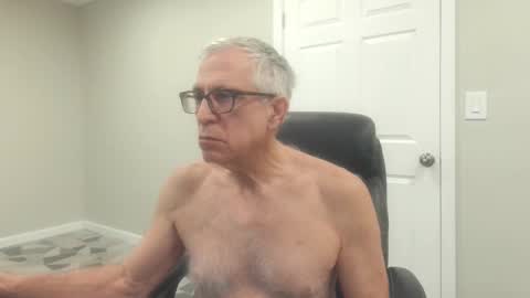 Snapshot of fitman999 chatting on February 2025 06:10:02 PM Jon online show from February 2025 06:10:02 PM