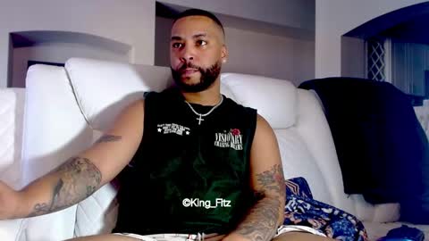 King E  online show from April 2026 12:58:02 PM