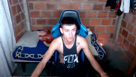 Snapshot of flacolatind chatting on January 2025 04:33:02 AM FLACO online show from January 2025 04:33:02 AM