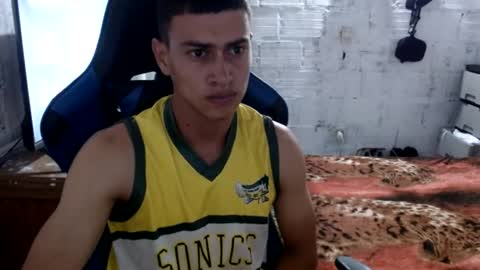 Snapshot of flacolatind chatting on June 2026 12:11:01 AM FLACO online show from June 2026 12:11:01 AM