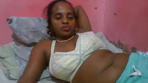 flania2502 online show from December 2024 01:44:02 PM