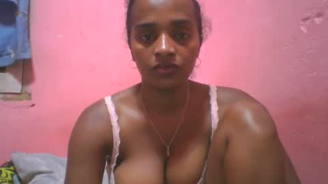 flania2502 online show from December 2024 07:46:02 PM