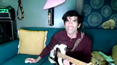 Flannel Dong online show from November 2025 01:25:02 PM