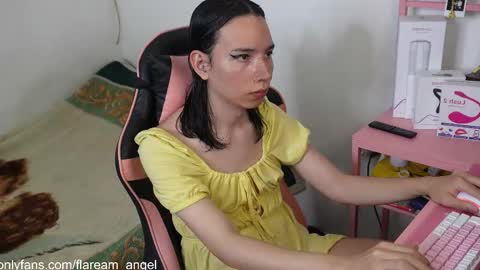 Snapshot of flaream_angel chatting on September 2025 11:42:01 PM Alexa online show from September 2025 11:42:01 PM