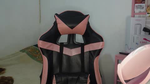 Snapshot of flaream_angel chatting on November 2025 05:03:01 PM Alexa online show from November 2025 05:03:01 PM