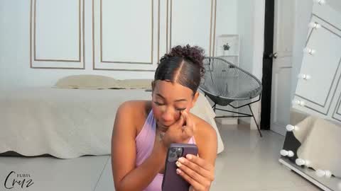 Snapshot of flavia_cruz chatting on October 2025 07:22:02 PM Flavia online show from October 2025 07:22:02 PM