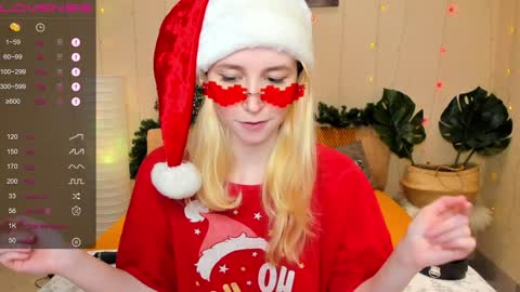 FlexiMona online show from December 2024 12:49:01 PM