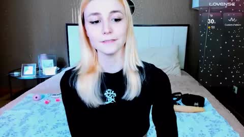 FlexiMona online show from September 2025 09:25:02 AM