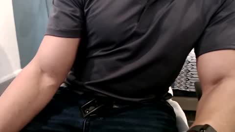 Snapshot of flguyallday chatting on March 2025 11:05:02 PM flguyallday online show from March 2025 11:05:02 PM