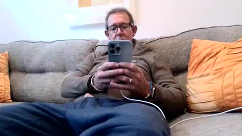 Snapshot of flirtofcharleston chatting on December 2024 09:50:01 PM Flickrbrite online show from December 2024 09:50:01 PM