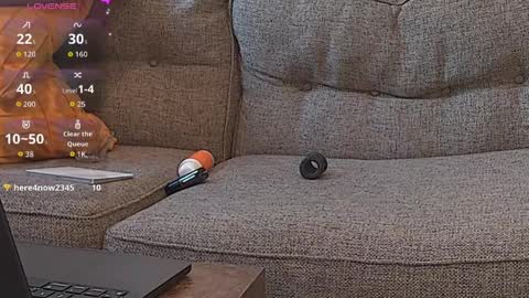 Snapshot of flirtofcharleston chatting on April 2026 10:43:02 PM Flickrbrite online show from April 2026 10:43:02 PM