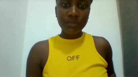 flirty_arrya online show from April 2026 12:47:01 PM