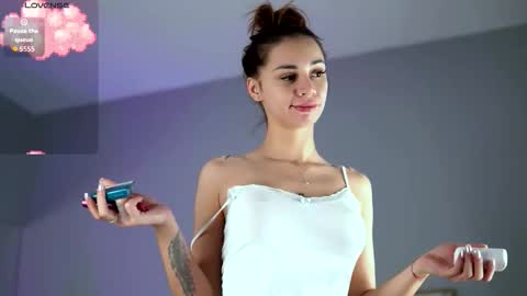 Ana online show from October 2025 02:53:01 AM