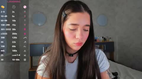 Emely  online show from June 2026 03:19:02 AM