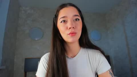 Emely  online show from July 2026 02:59:02 AM