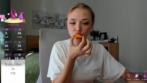 Mona online show from May 2026 01:54:02 AM